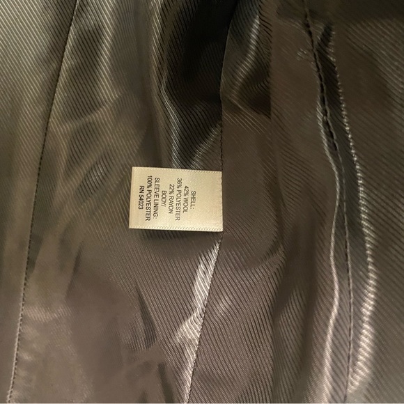 Banana Republic Captain style Pea Coat with Gold Metal Buttons - Picture 5 of 5